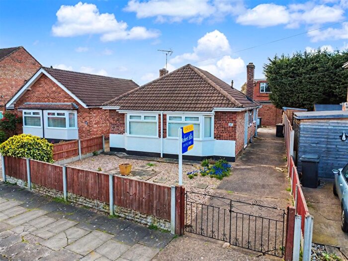 2 Bedroom Detached Bungalow For Sale In Charles Avenue, Chilwell, Nottingham, NG9