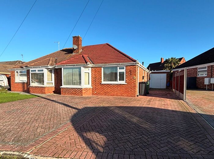 2 Bedroom Semi Detached Bungalow For Sale In Oxstalls Drive, Longlevens, Gloucester, GL2