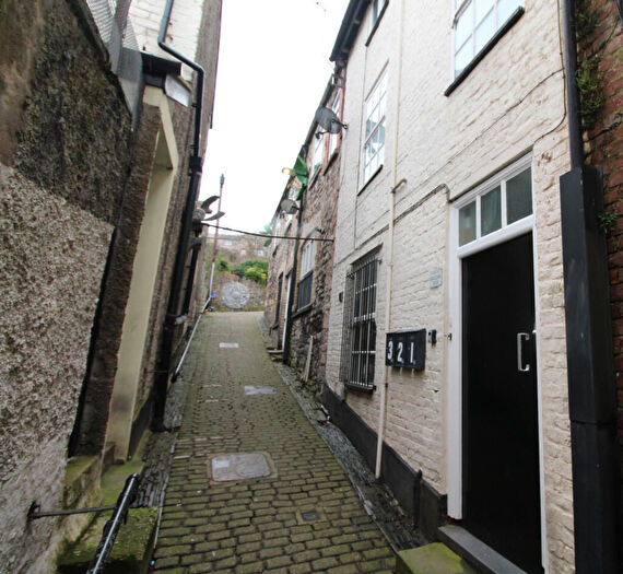 1 Bedroom Flat To Rent In Broomhill Lane, Denbigh, Denbighshire, LL16