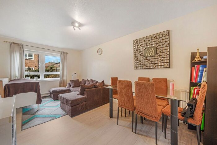 1 Bedroom Flat For Sale In Alnwick Road, London, E16