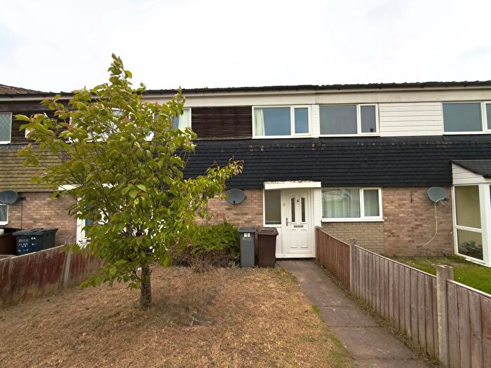 3 Bedroom Semi Detached House To Rent In Harebell Walk, Chelmsley Wood, B37