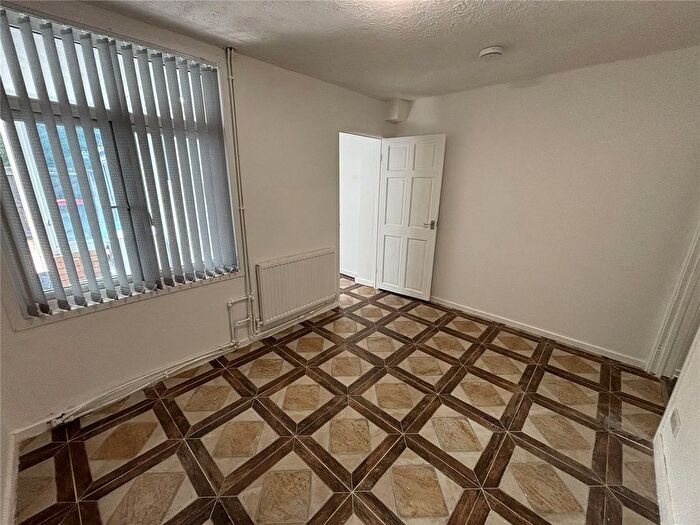 3 Bedroom Terraced House For Sale In Ash Lea Drive, Donnington, Telford, Shropshire, TF2