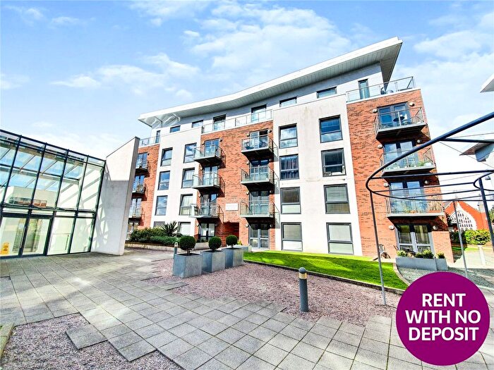 2 Bedroom Flat To Rent In Granite Court, Longfield Centre, Prestwich, Manchester, M25