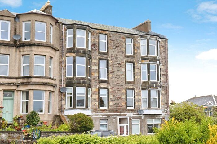 2 Bedroom Flat For Sale In Flat /, Wyndham Road, Rothesay, PA20
