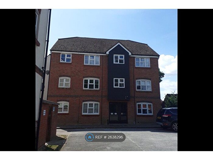 1 Bedroom Flat To Rent In Harvard Court, Colchester, CO4