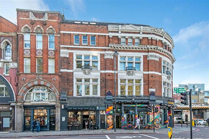 Flat To Rent In Shoreditch High Street, Shoreditch, E1