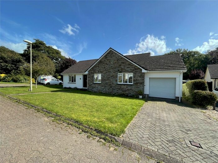 2 Bedroom Bungalow To Rent In Buzzacott Close, Combe Martin, Ilfracombe, EX34