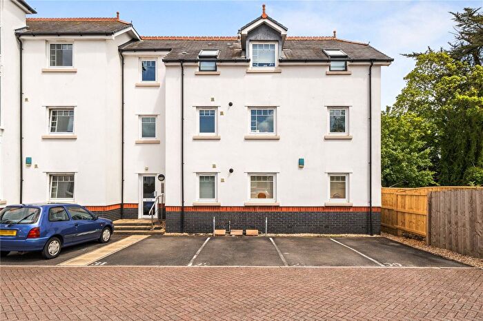 2 Bedroom Flat For Sale In Woolbrook Road, Sidmouth, Devon, EX10