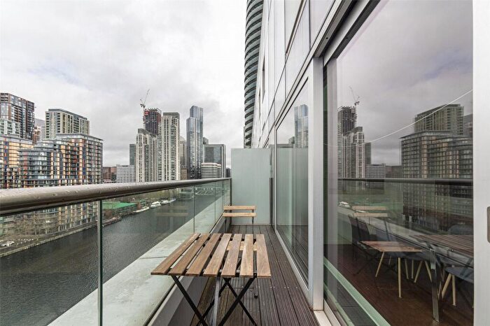 2 Bedroom Apartment To Rent In Baltimore Wharf, Canary Wharf, London, E14