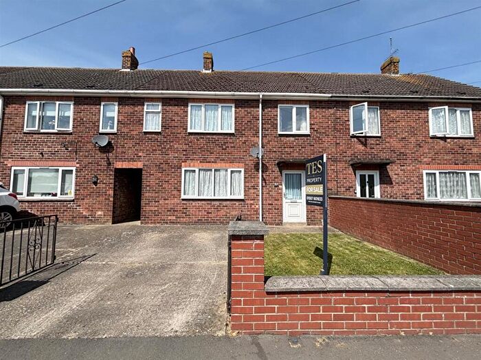 4 Bedroom Terraced House For Sale In Broadley Crescent, Louth, LN11