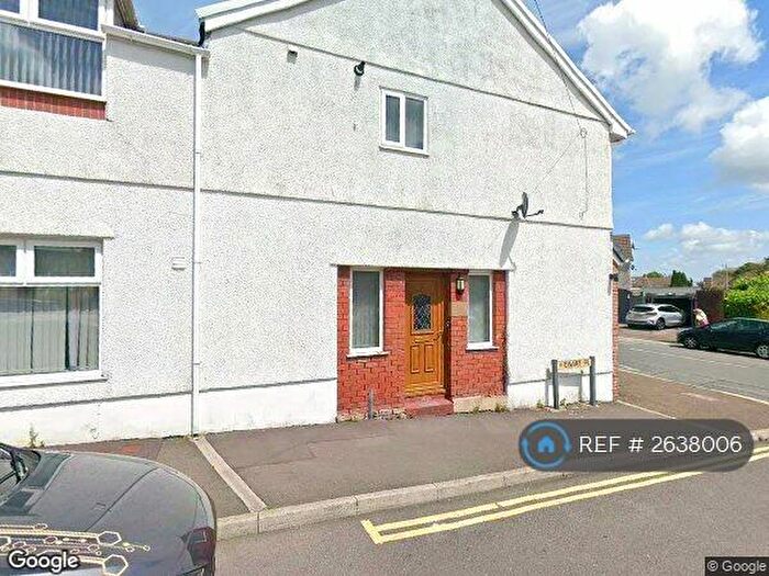 2 Bedroom Flat To Rent In Brynhyfryd, Swansea, SA5