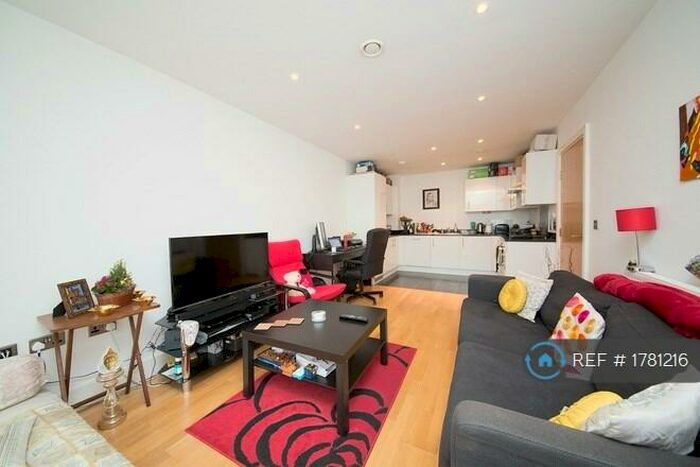 1 Bedroom Flat To Rent In Pinner Road, Harrow, Middx, HA1
