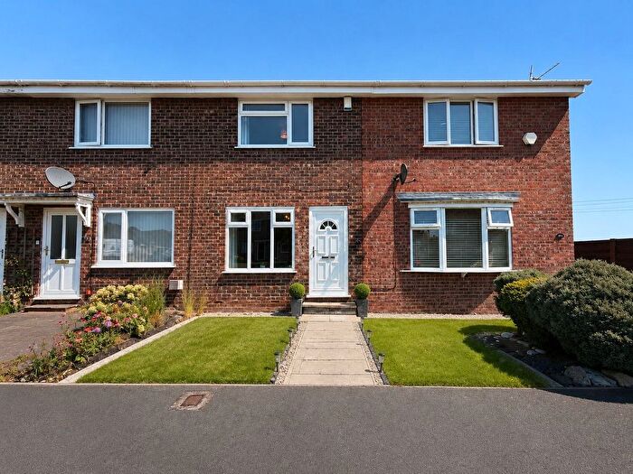 2 Bedroom Terraced House For Sale In Ostlers Close, York, YO23