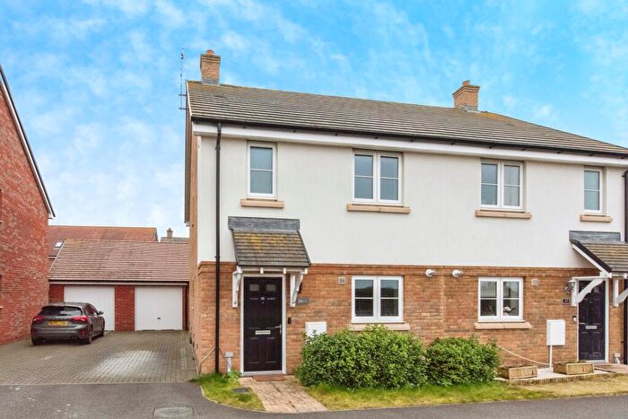 3 Bedroom Semi-Detached House For Sale In Mace Road, Mildenhall, Bury St. Edmunds, Suffolk, IP28