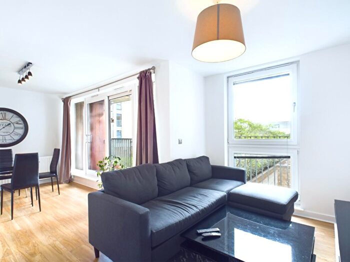 2 Bedroom Apartment To Rent In Kimmerghame Path, Fettes, Edinburgh, EH4