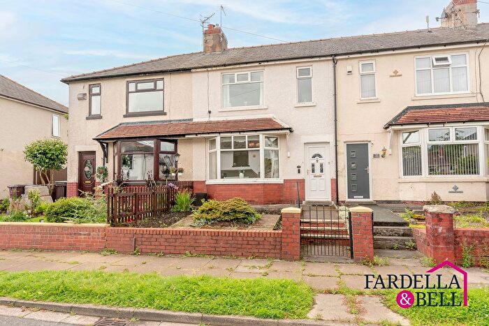 2 Bedroom Terraced House For Sale In Caernarvon Avenue, Burnley, BB12