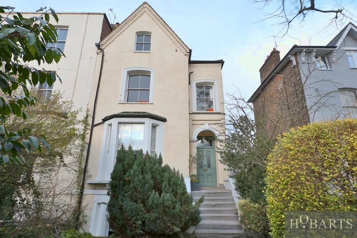 2 Bedroom Flat To Rent In Haringey Park, Crouch End, London, N8
