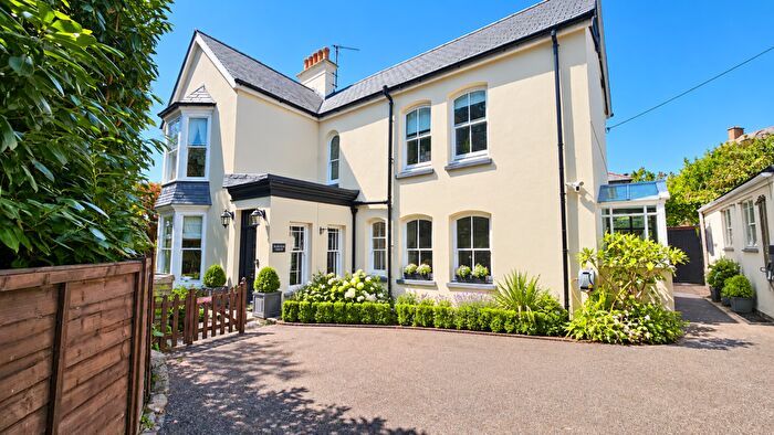 5 Bedroom Detached House For Sale In Bodmin Road, St. Austell, PL25