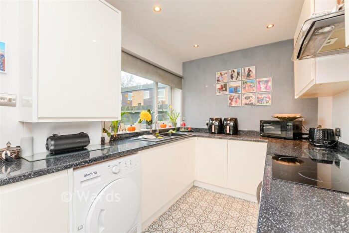3 Bedroom End Of Terrace House For Sale In Foxbury, New Ash Green, Longfield, Kent, DA3