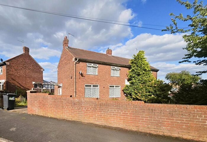 3 Bedroom Semi-Detached House To Rent In Ballam Avenue, Doncaster, DN5