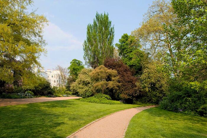 1 Bedroom Flat To Rent In Kensington Park Road, London, W11