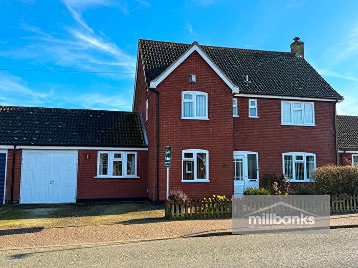4 Bedroom Detached House For Sale In Springfields, Attleborough, Norfolk, NR17