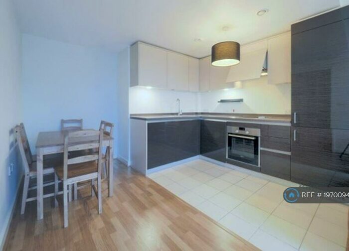 2 Bedroom Flat To Rent In Empire Way, Wembley, HA9
