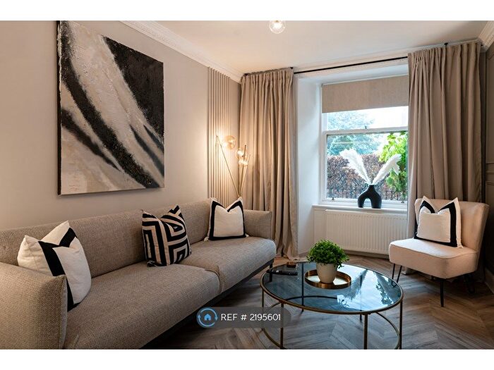 2 Bedroom Flat To Rent In Wilton Street, Glasgow, G20