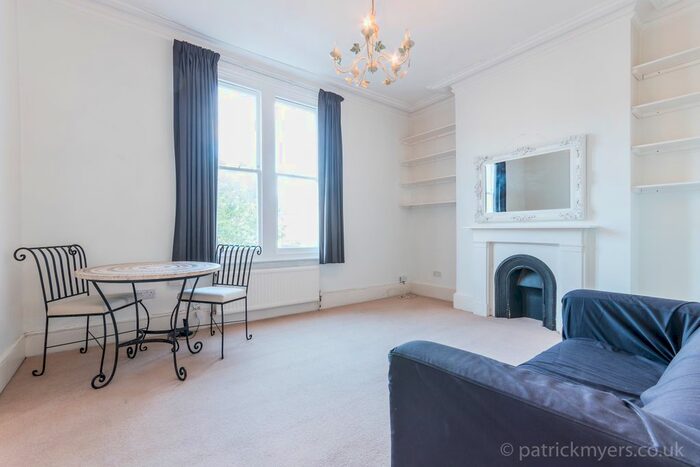 2 Bedroom Flat To Rent In Rosendale Road, West Dulwich, London, SE21