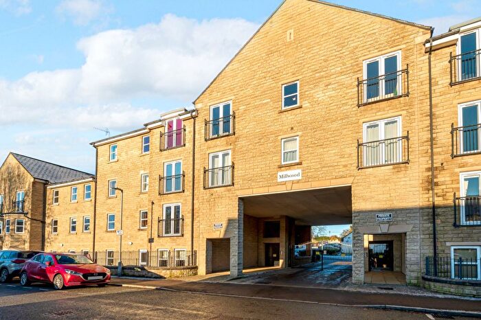 2 Bedroom Flat To Rent In Millwood, Sycamore Avenue, Bingley, West Yorkshire, BD16