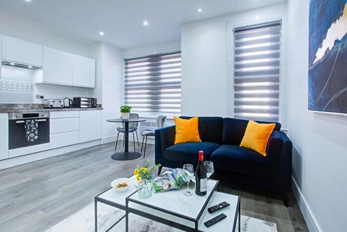 1 Bedroom Flat To Rent In Aslett Street, London, SW18