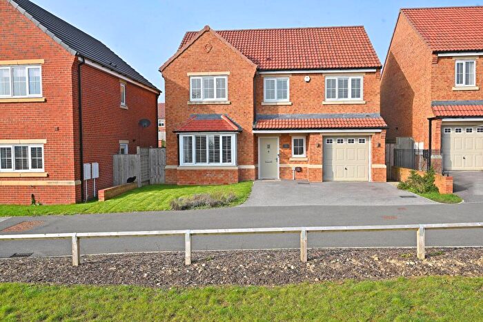 4 Bedroom Detached House For Sale In Aspen Close (Off Whinney Lane), Harrogate, HG3