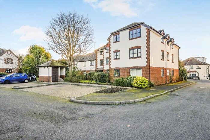 1 Bedroom Flat To Rent In Lenelby Road Surbiton, KT6