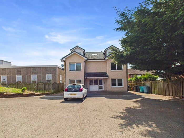 2 Bedroom Flat To Rent In Stevenston Street, Holytown, ML1
