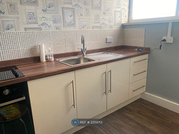 2 Bedroom Maisonette To Rent In Jubilee Court, Kingsbury, B78