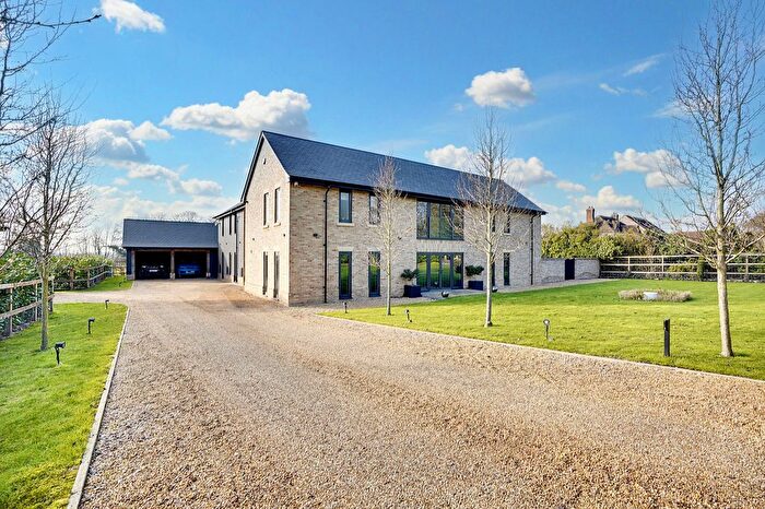 5 Bedroom Detached House For Sale In Newmarket Road, Fordham, CB7