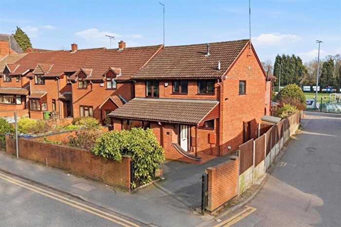 3 Bedroom Detached House For Sale In Coventry Road, Bedworth * Massively Extended *, CV12