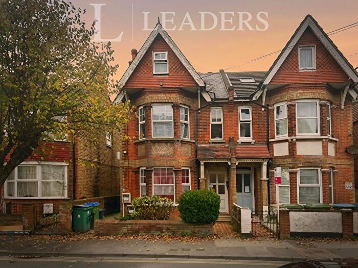 1 Bedroom Flat To Rent In Canada Grove, Bognor Regis, PO21