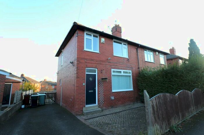 3 Bedroom House To Rent In Wooler Avenue, Leeds, LS11