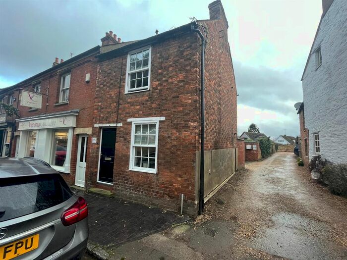 2 Bedroom Terraced House To Rent In Weston Road, Olney, MK46