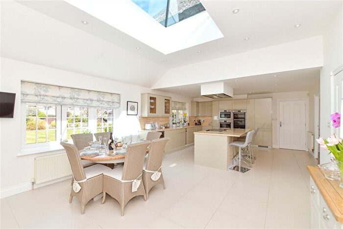4 Bedroom Detached House For Sale In Waterford Gardens, Climping, West Sussex, BN17