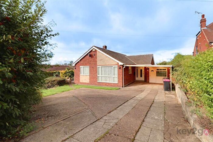3 Bedroom Detached Bungalow For Sale In Aughton Road, Swallownest, Sheffield, S26