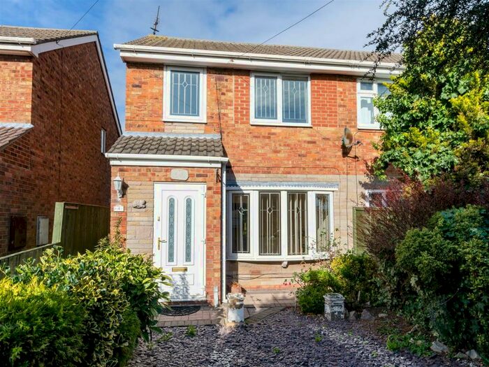 3 Bedroom Semi-Detached House To Rent In Jellison Walk, Keyingham, HU12