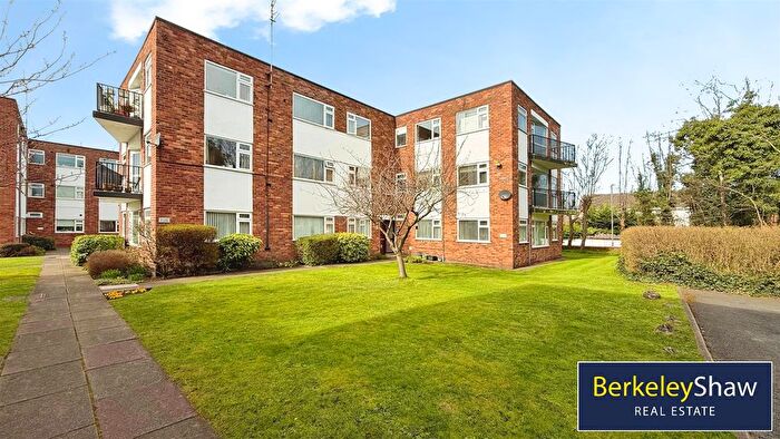 2 Bedroom Flat For Sale In Nicholas Road, Blundellsands, L23