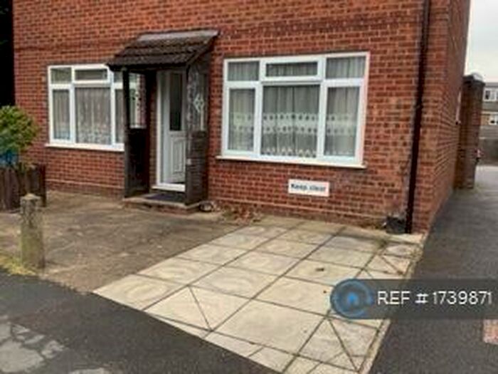 2 Bedroom Flat To Rent In North Town Road, Maidenhead, SL6