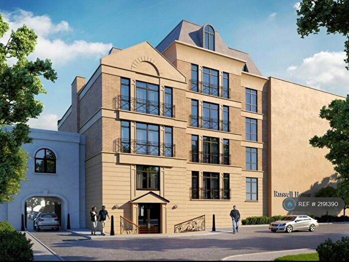 1 Bedroom Flat To Rent In Russell House, Brighton, BN1