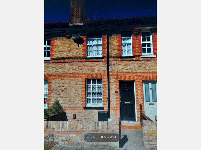 2 Bedroom Terraced House To Rent In Upper Bridge Road, Chelmsford, CM2