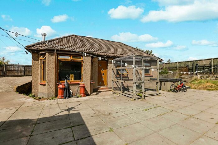 3 Bedroom Detached House For Sale In Greenhill Road, Bonnybridge, FK4