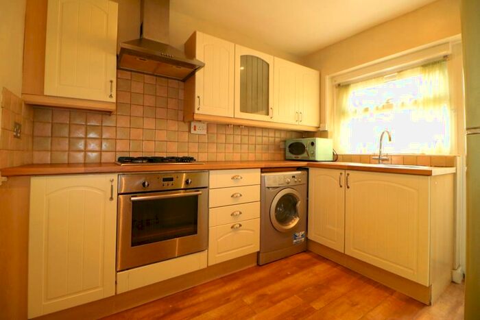 1 Bedroom Maisonette To Rent In Sweet Briar Grove, Edmonton, N9