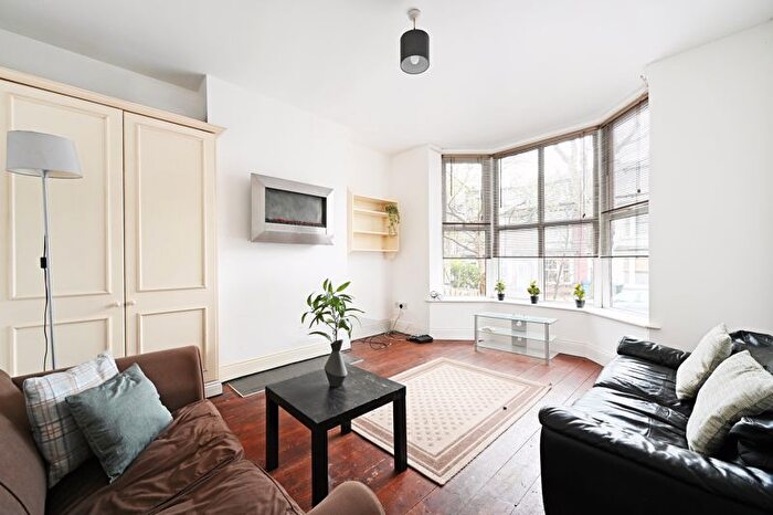 5 Bedroom Terraced House To Rent In Sheldon Road, Sheffield, S7